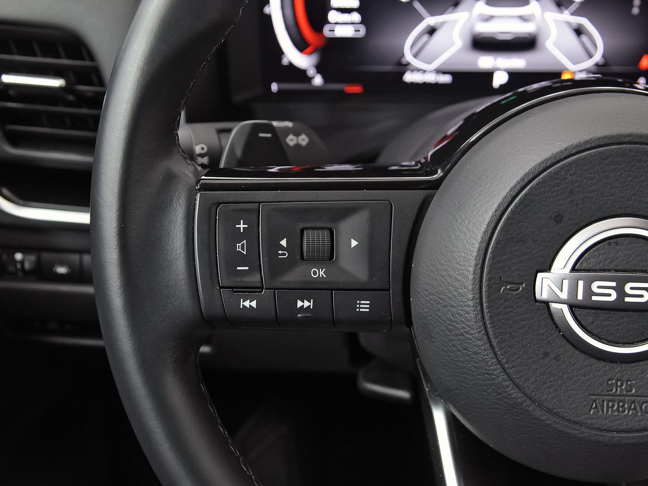 Nissan Qashqai DIG-T 116kW Xtronic N-Connecta - foto 17