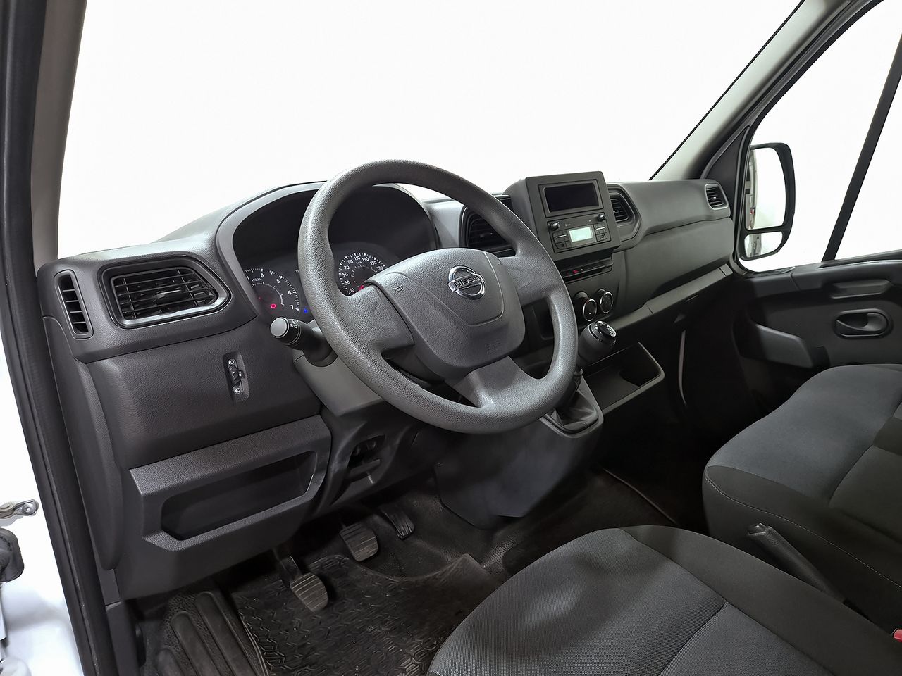 Nissan Interstar 2.3DCI 135 COMFORT L1H1 3.5T FWD 4P - foto 6