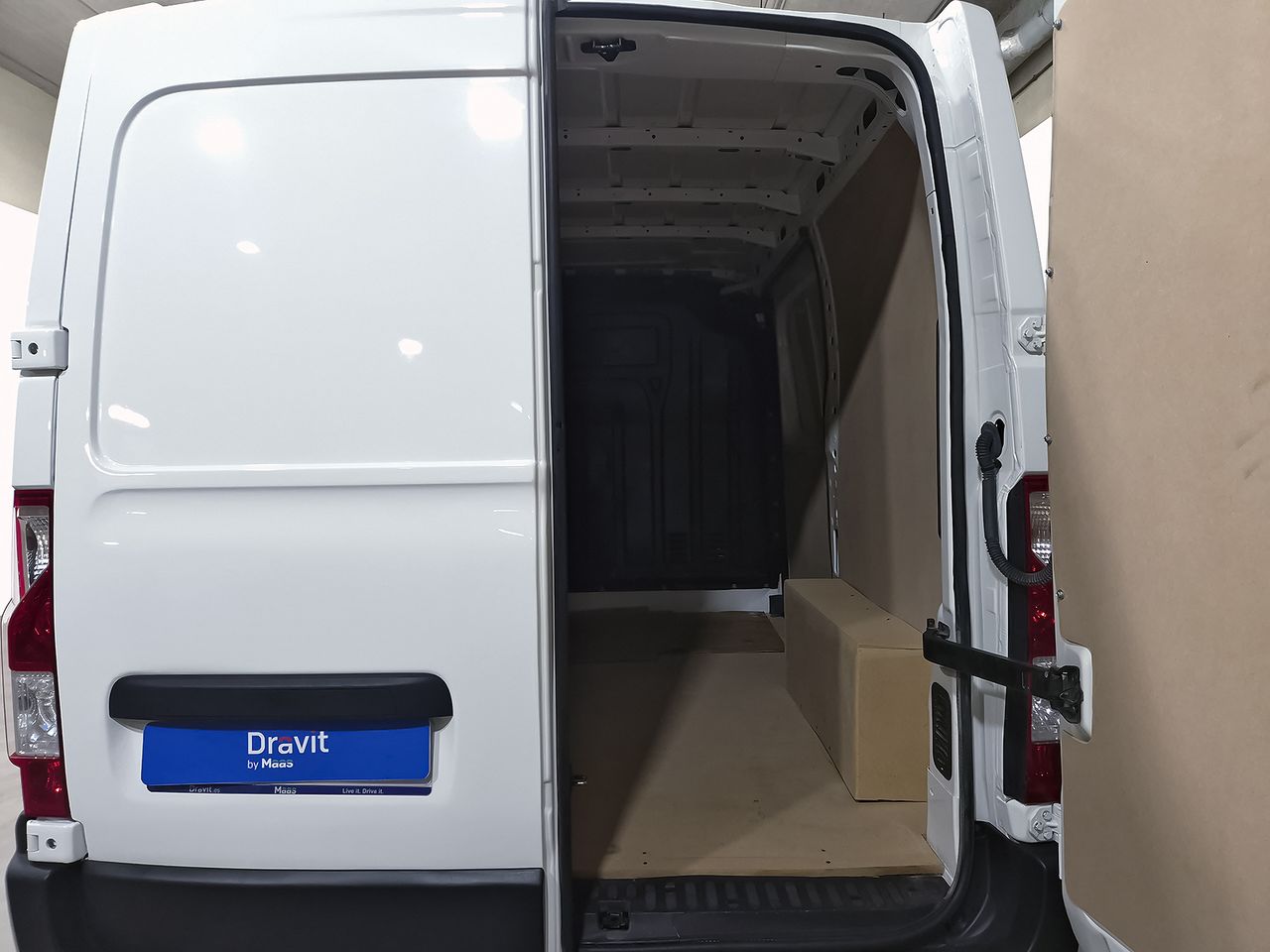 Nissan Interstar 2.3DCI 135 COMFORT L1H1 3.5T FWD 4P - foto 10