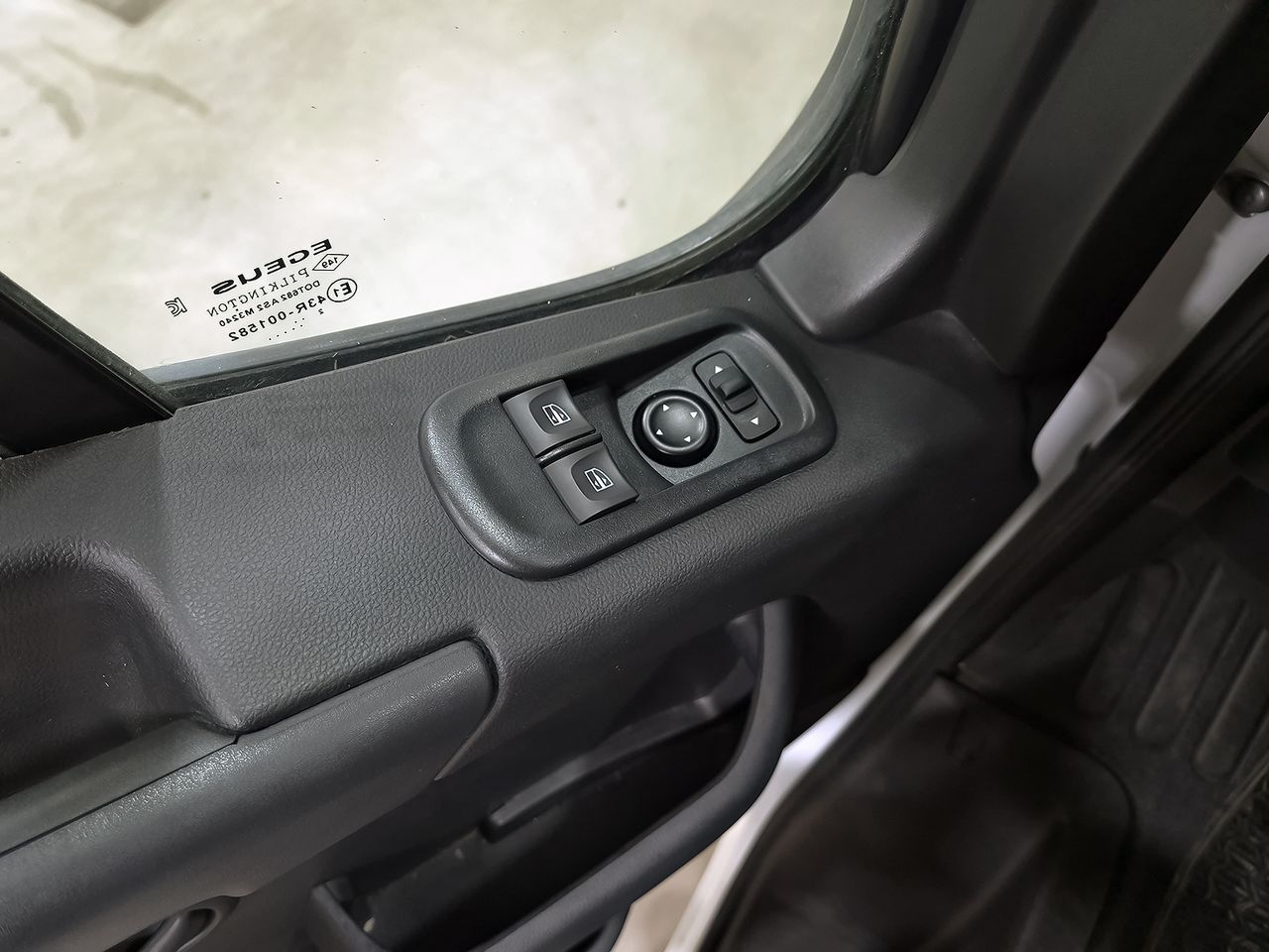 Nissan Interstar 2.3DCI 135 COMFORT L1H1 3.5T FWD 4P - foto 12