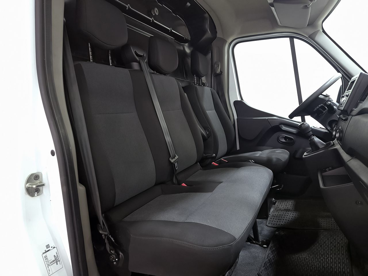 Nissan Interstar 2.3DCI 135 COMFORT L1H1 3.5T FWD 4P - foto 7