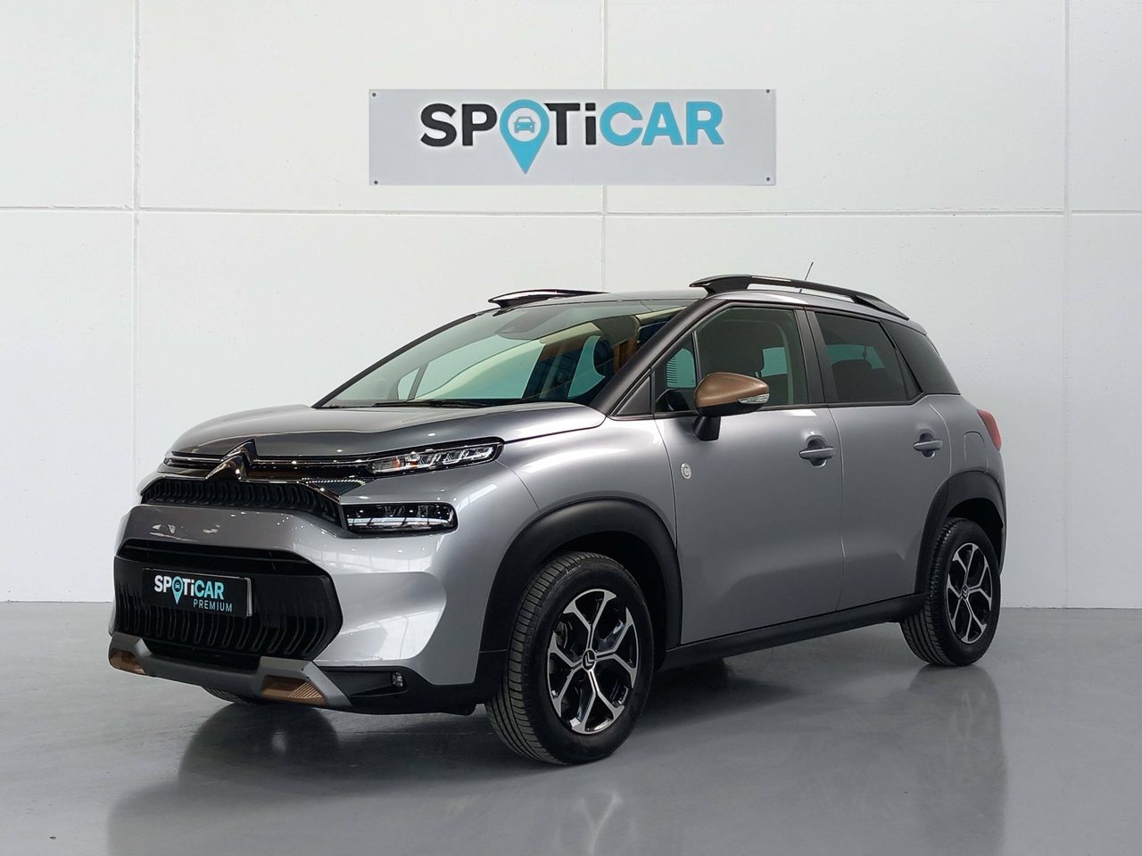 Aparcamiento en c montseny 60  de segunda mano - citroën c3 aircross 2023 /
