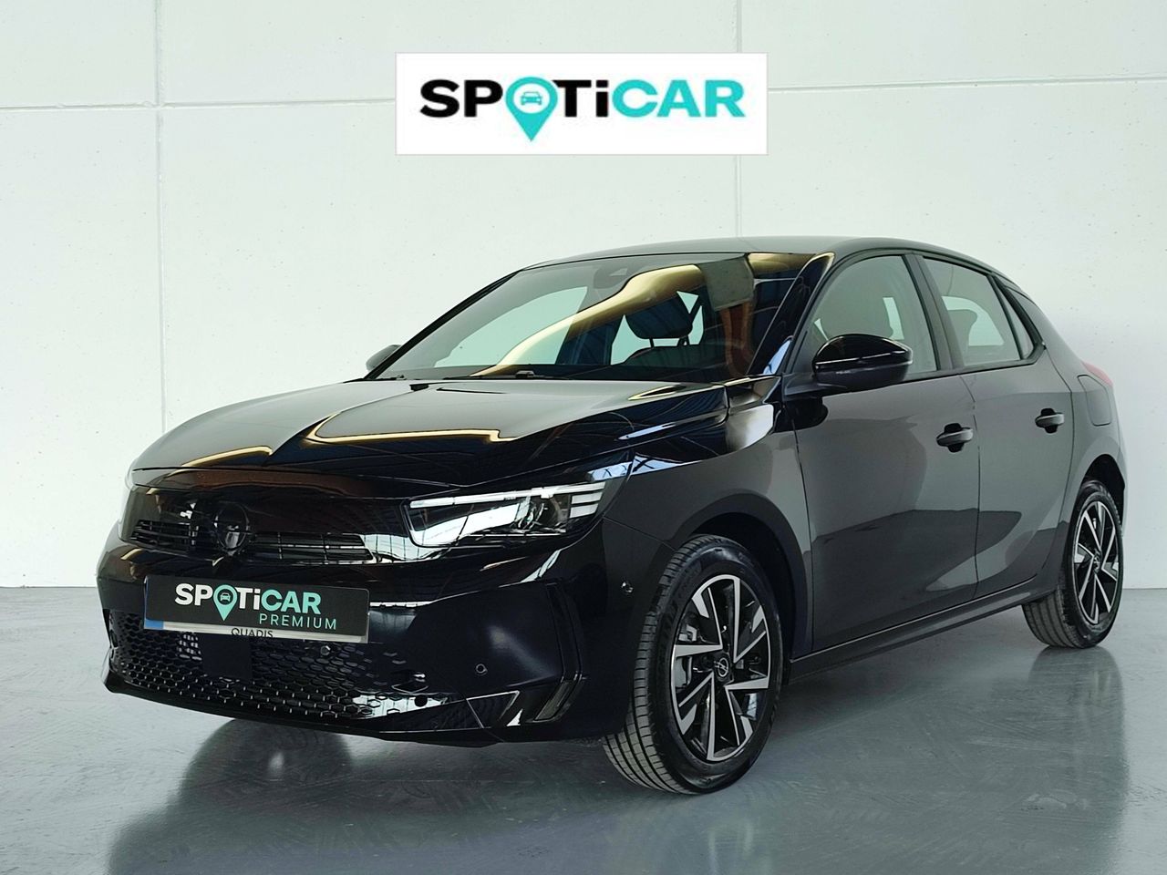 Aparcamiento en c montseny 60  de segunda mano - opel corsa 2023 /