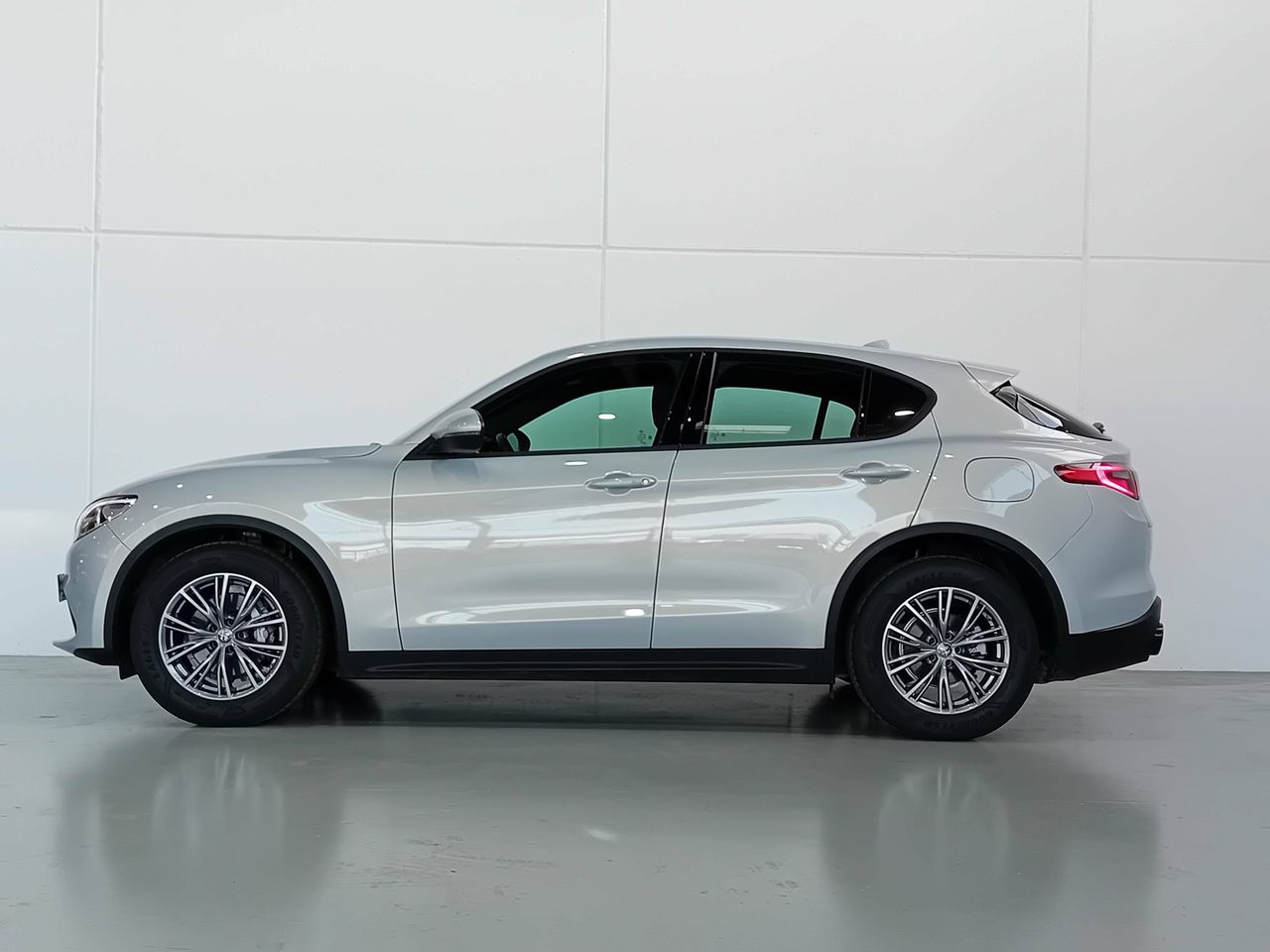 alfa romeo stelvio 2022 / foto grande (3)