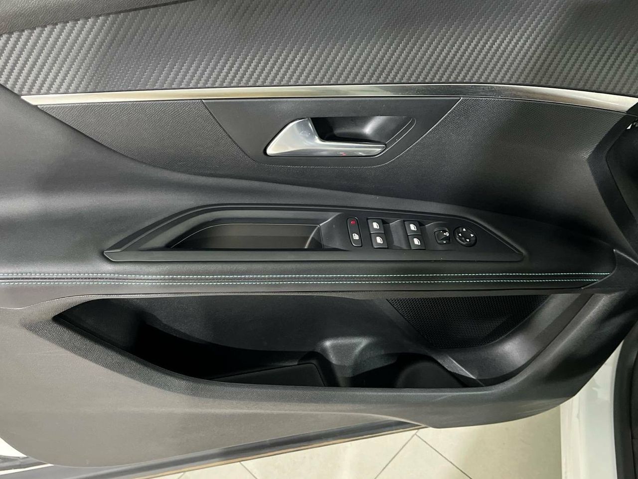 Peugeot 5008 1.5 BlueHDi 96kW S&S  EAT8 Allure Pack - foto 14