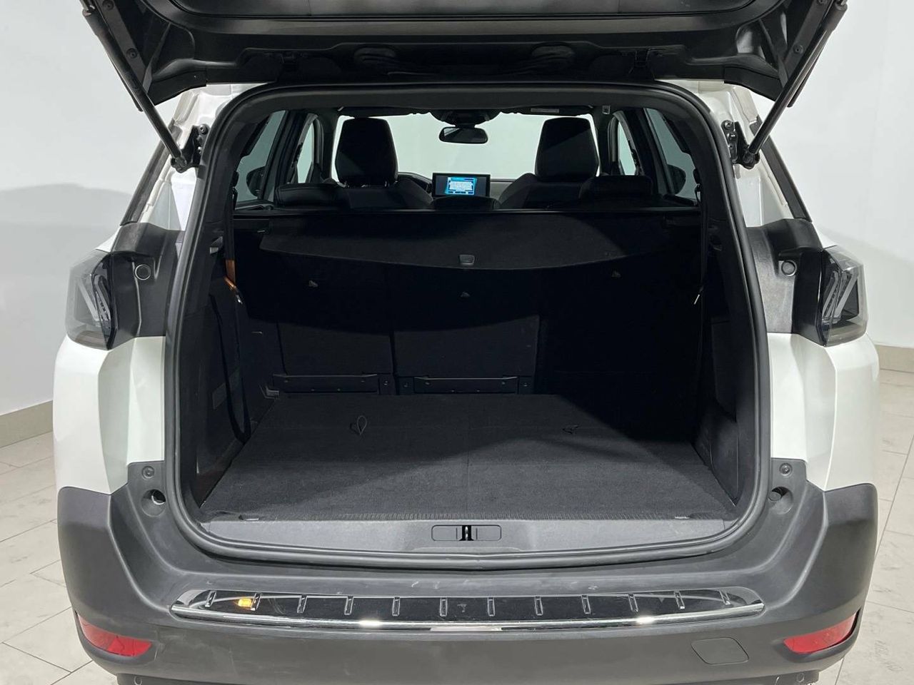 Peugeot 5008 1.5 BlueHDi 96kW S&S  EAT8 Allure Pack - foto 6