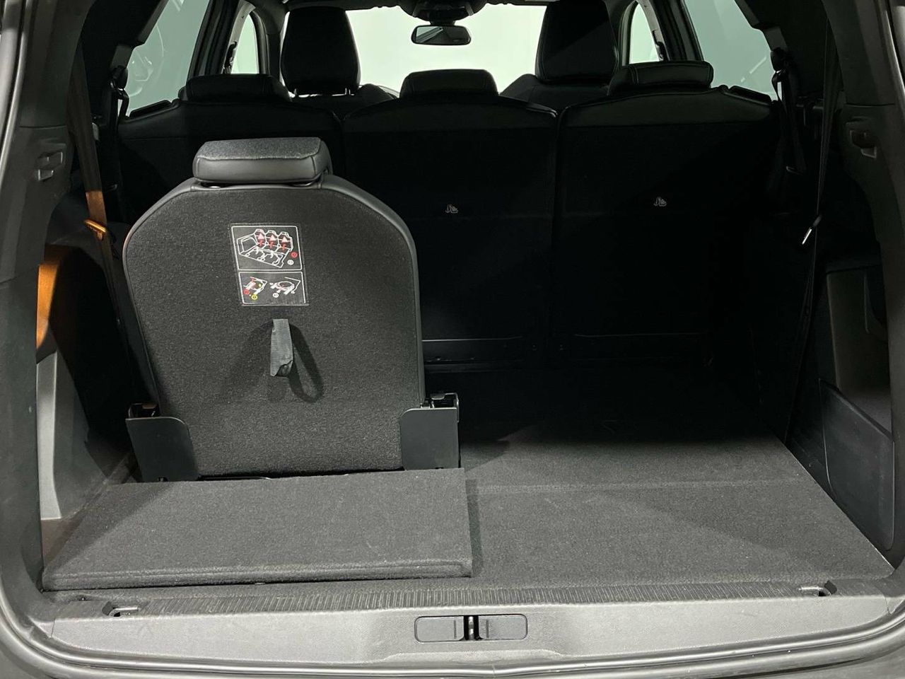 Peugeot 5008 1.5 BlueHDi 96kW S&S  EAT8 Allure Pack - foto 26