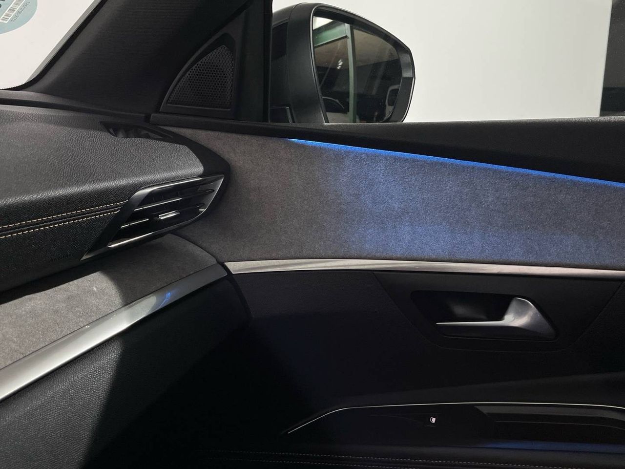 Peugeot 5008 1.2 100KW  eDCS6 GT - foto 30