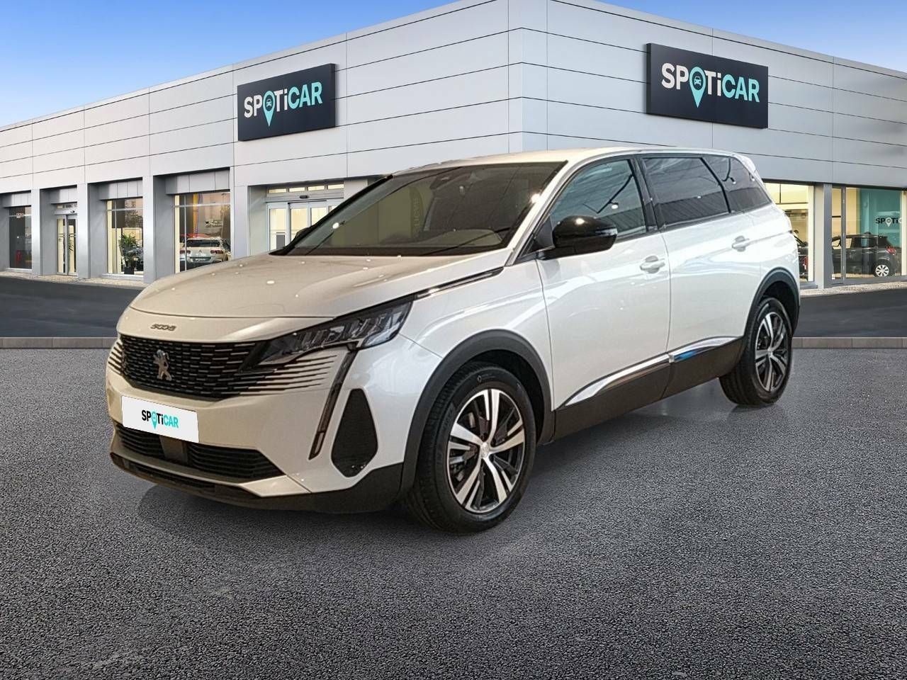 Tengo disponible  de segunda mano - peugeot 5008 2022 /