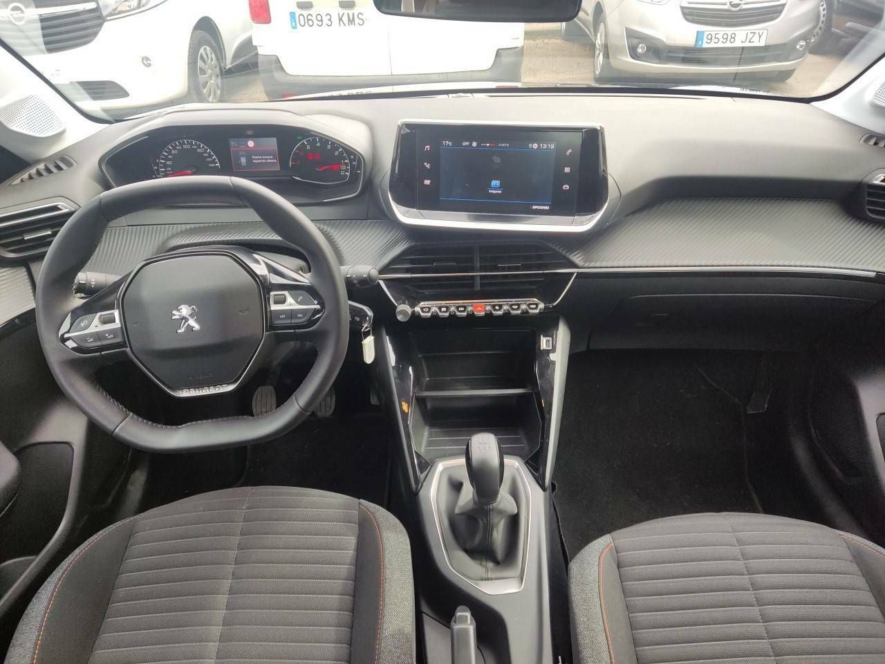 peugeot 208 2022 / foto grande (2)