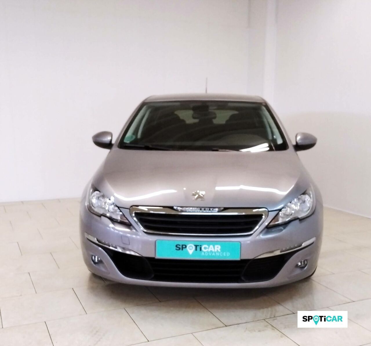 Peugeot 308 gris  de segunda mano - peugeot 308 2017 /