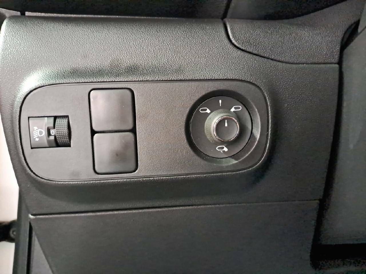 Citroën C3 BlueHDi 75KW (100CV) Plus - foto 20