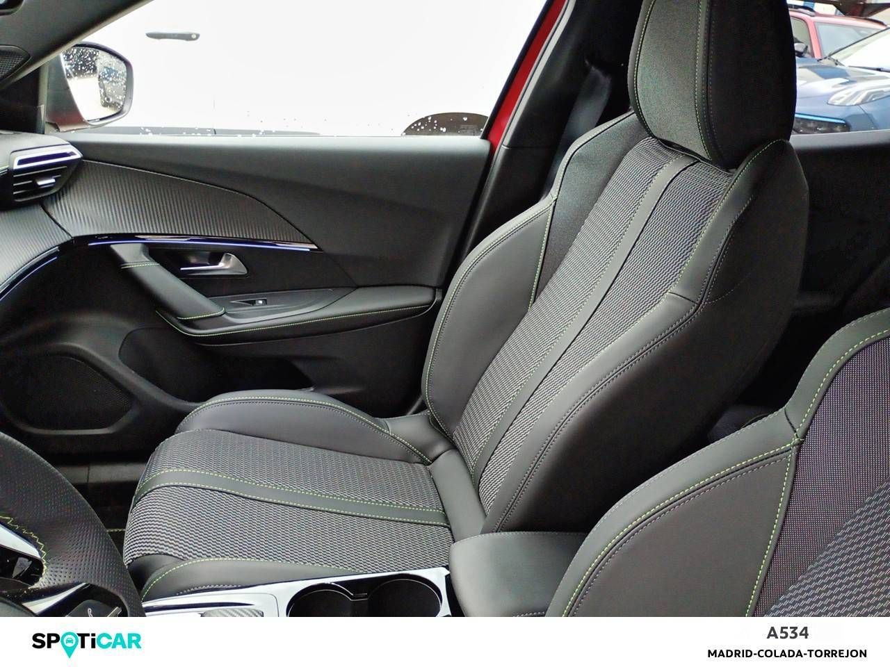 Peugeot 2008 N2008  Hybrid 145 eDCS6 GT - foto 35