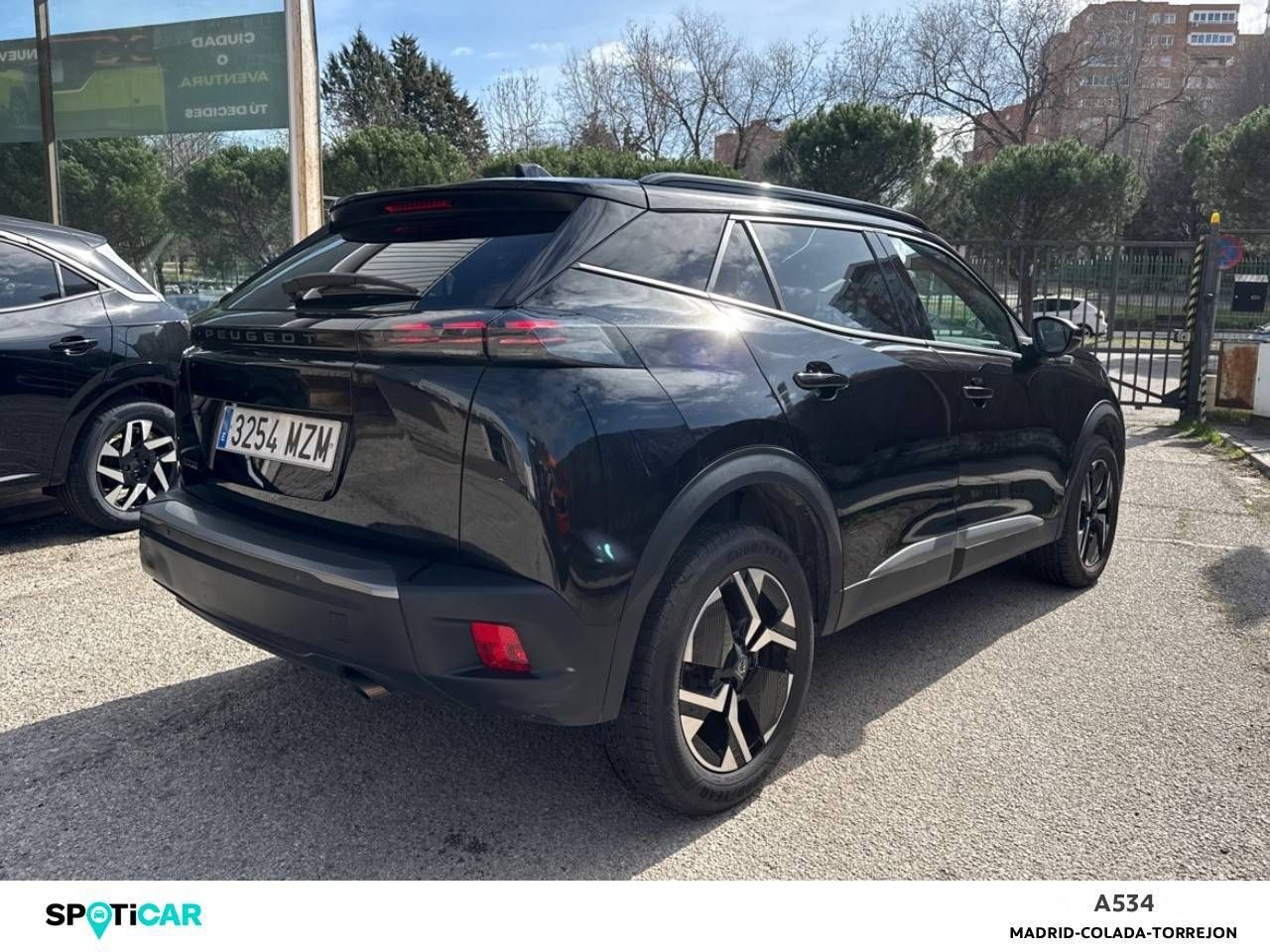 Peugeot 2008 Gasolina 100 S&S 6 Vel. MAN Allure - foto 12