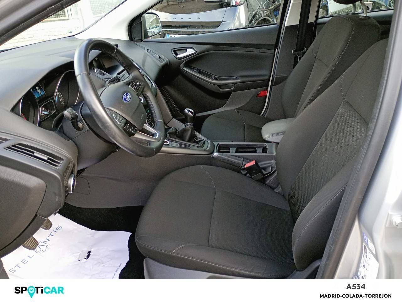 Ford Focus 1.6 TI-VCT 125cv Trend - foto 9