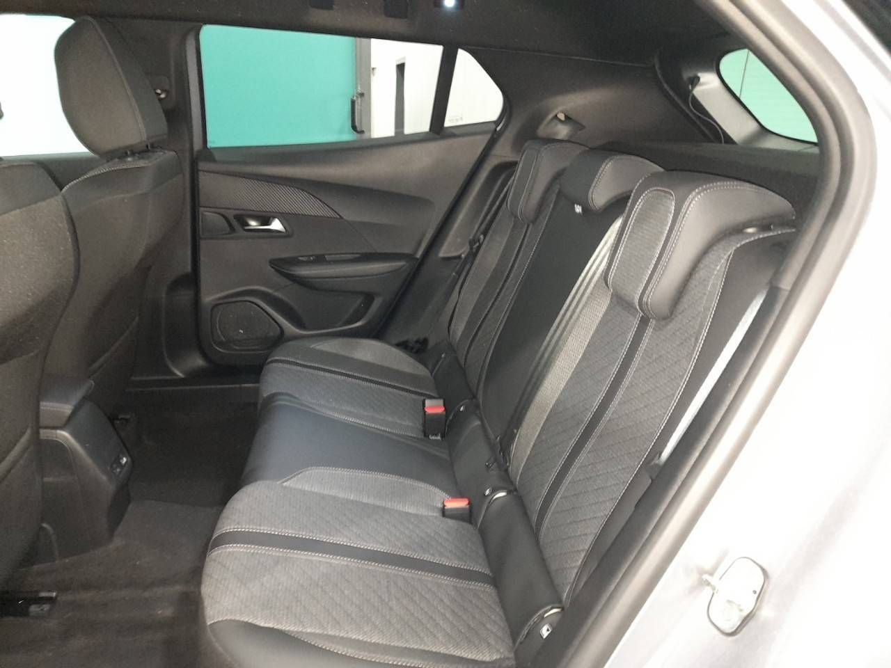 Peugeot 2008 Puretech 100 S&S 6 Vel. MAN Allure - foto 10