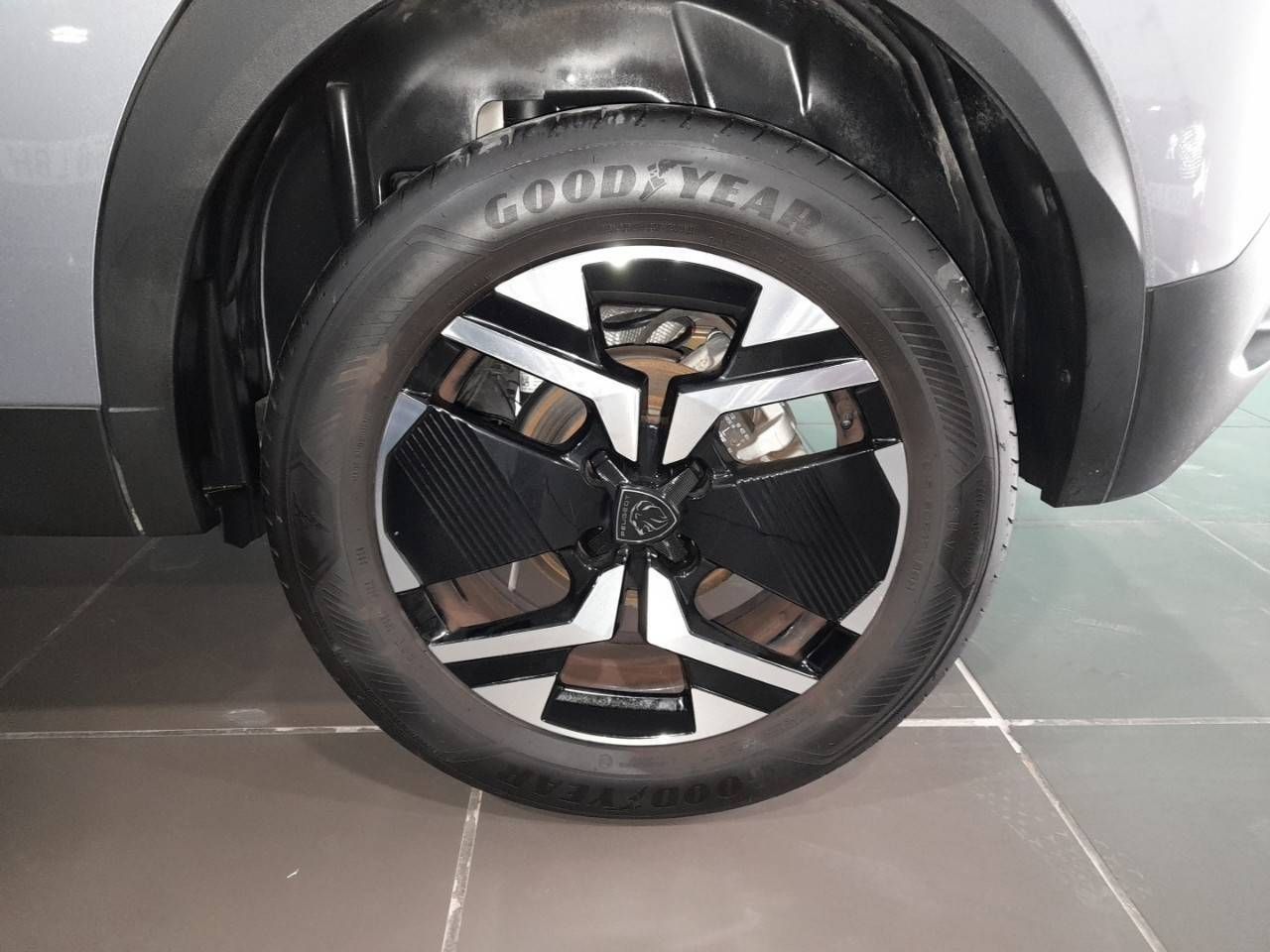 Peugeot 2008 Puretech 100 S&S 6 Vel. MAN Allure - foto 11