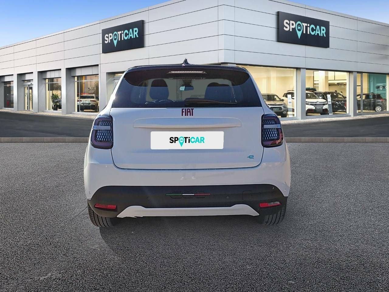 Fiat 600 600e  54kwh 115kw (156cv) RED - foto 5