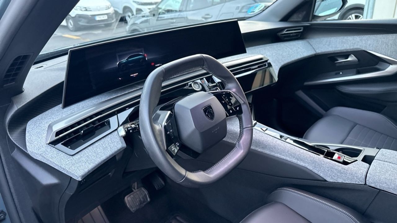 Peugeot 3008 Allure Hybrid eDCS6 100 kW (136 CV) - foto 21