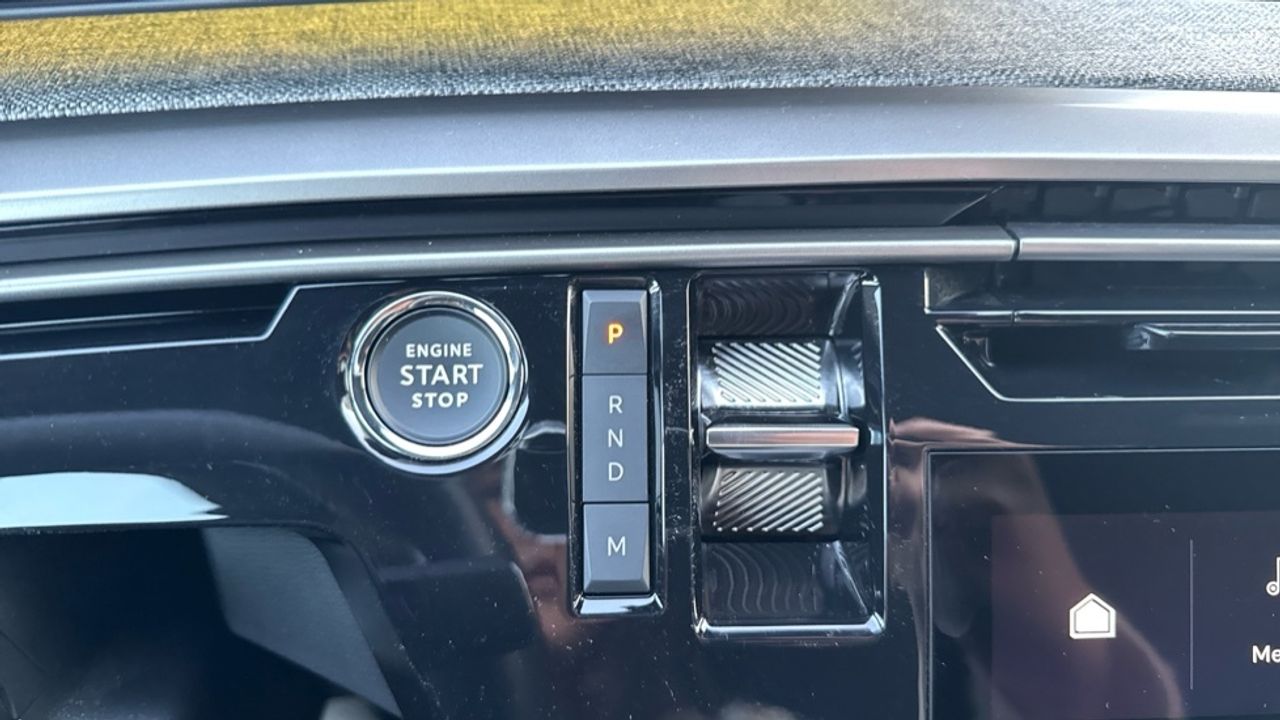 Peugeot 3008 Allure Hybrid eDCS6 100 kW (136 CV) - foto 27