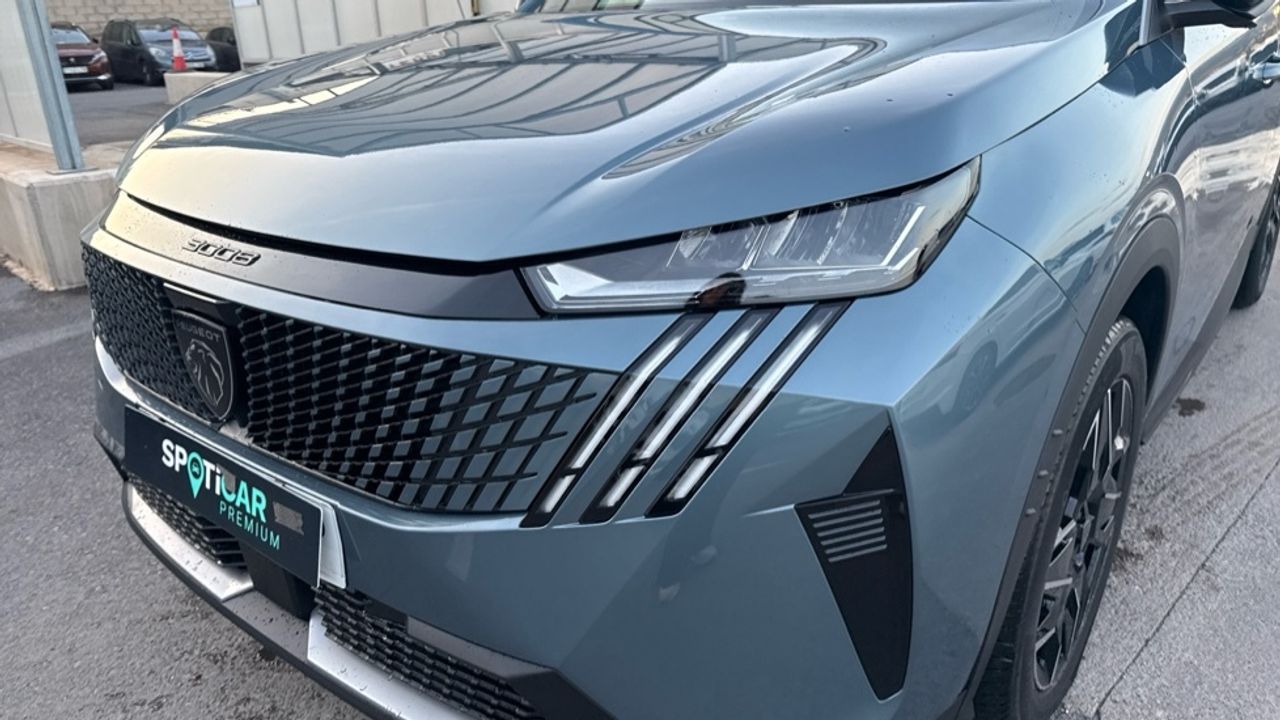 Peugeot 3008 Allure Hybrid eDCS6 100 kW (136 CV) - foto 16