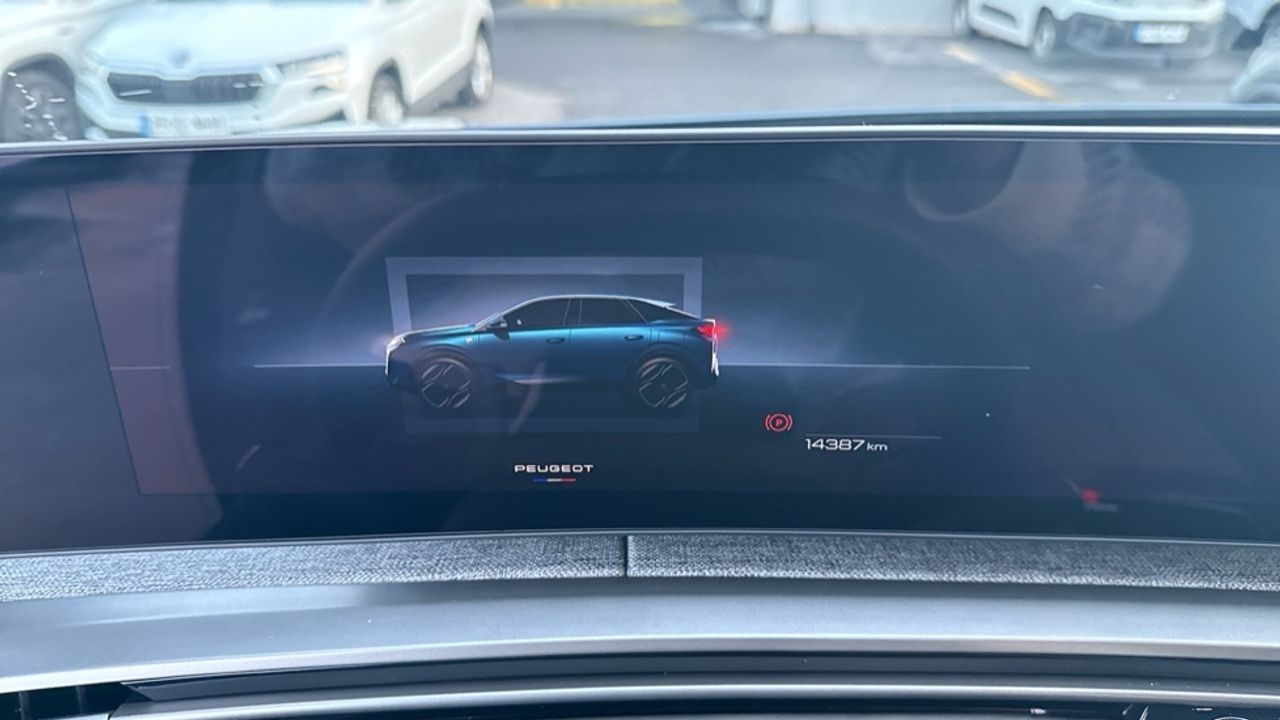 Peugeot 3008 Allure Hybrid eDCS6 100 kW (136 CV) - foto 10