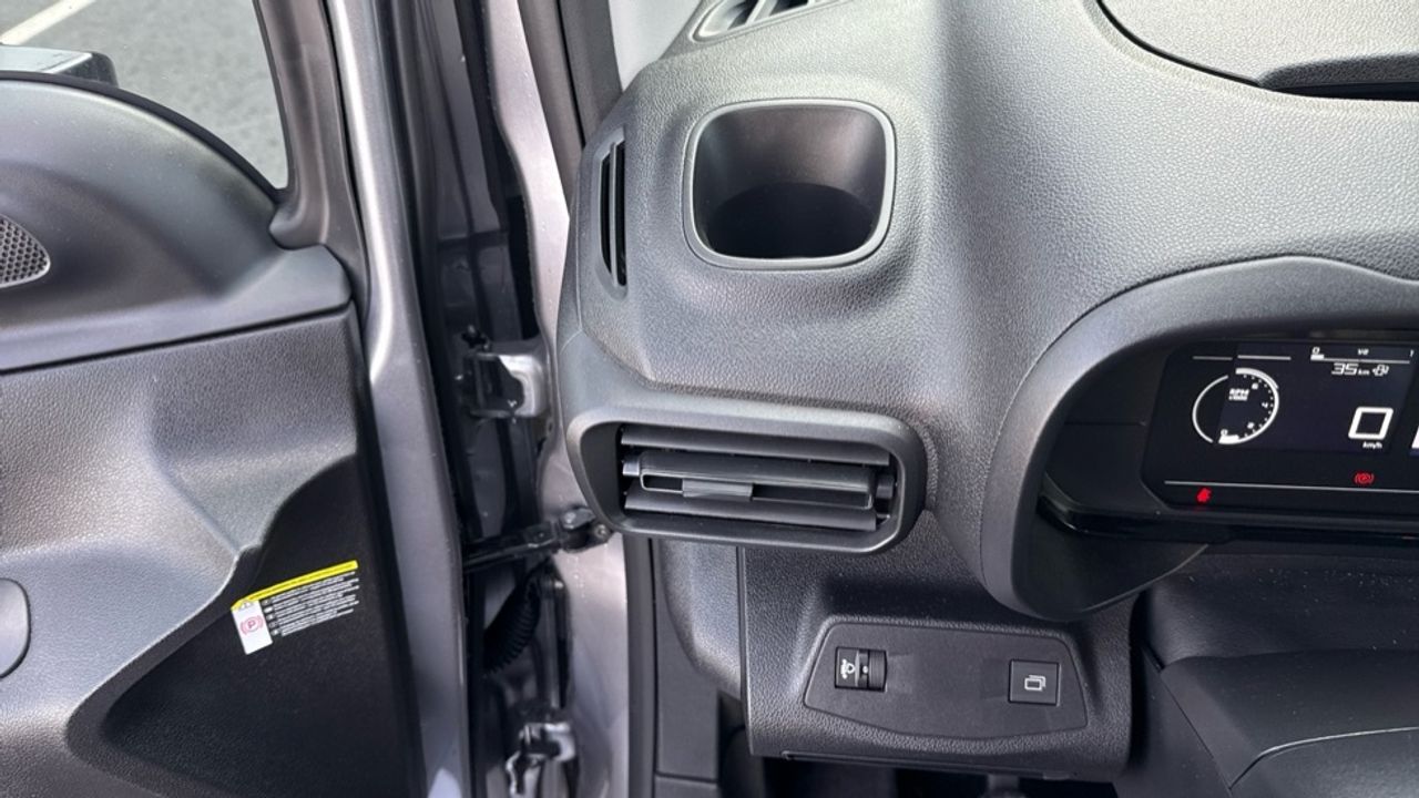 Citroën Berlingo BlueHDi 100 S&S Talla M Max 75 kW (102 CV) - foto 40