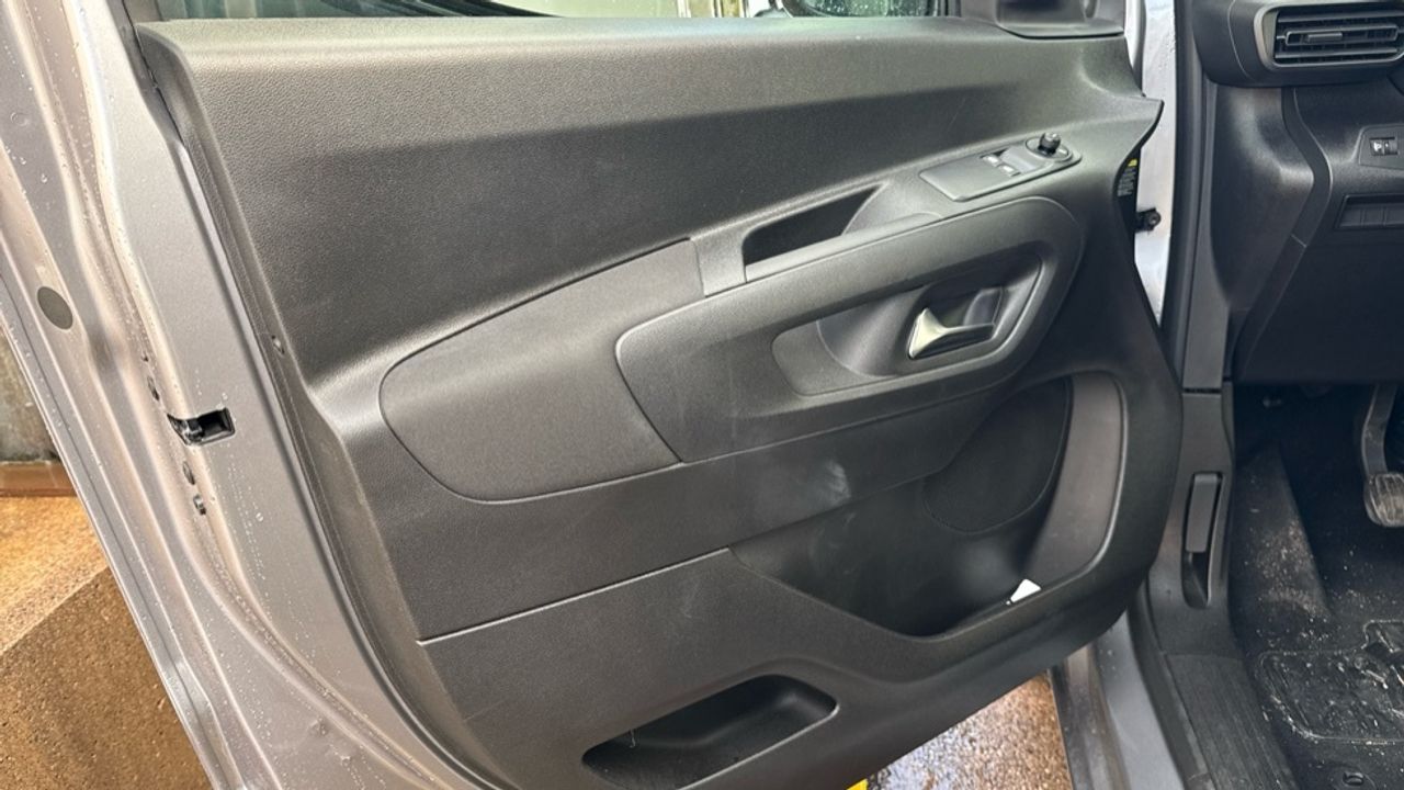 Citroën Berlingo BlueHDi 100 S&S Talla M Max 75 kW (102 CV) - foto 19