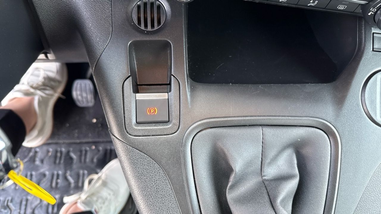 Citroën Berlingo BlueHDi 100 S&S Talla M Max 75 kW (102 CV) - foto 34