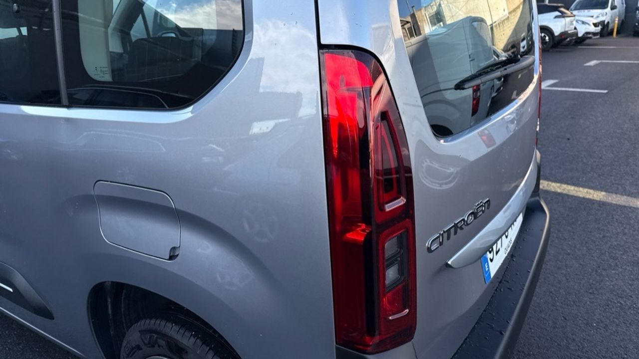 Citroën Berlingo BlueHDi 100 S&S Plus Talla M 75 kW (102 CV) - foto 17