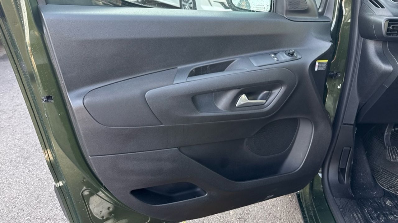 Citroën Berlingo BlueHDi 100 S&S Plus Talla M 75 kW (102 CV) - foto 19