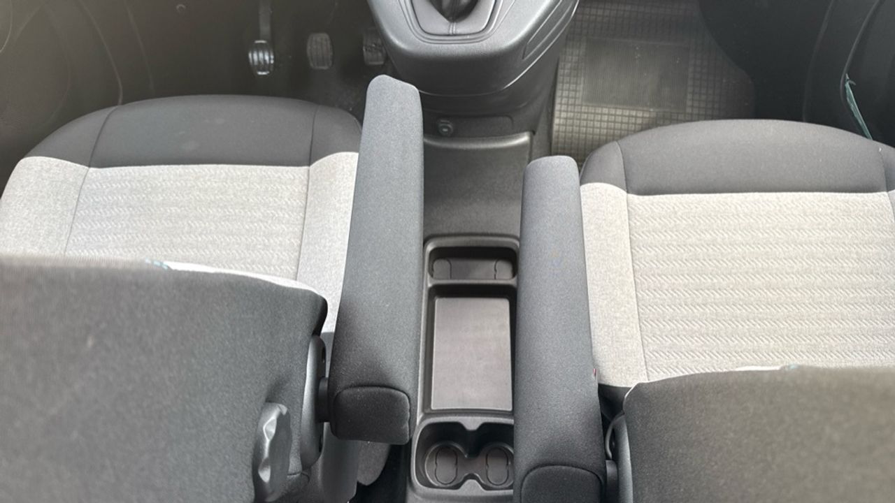 Citroën Berlingo BlueHDi 100 S&S Plus Talla M 75 kW (102 CV) - foto 37