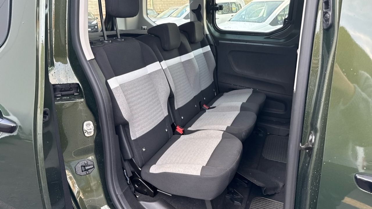 Citroën Berlingo BlueHDi 100 S&S Plus Talla M 75 kW (102 CV) - foto 35