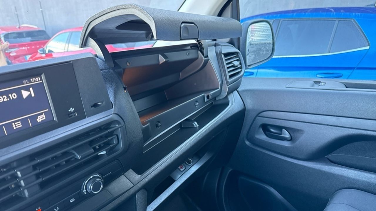 Peugeot Expert Furgon BlueHDi 120 S&S Standard 88 kW (120 CV - foto 36