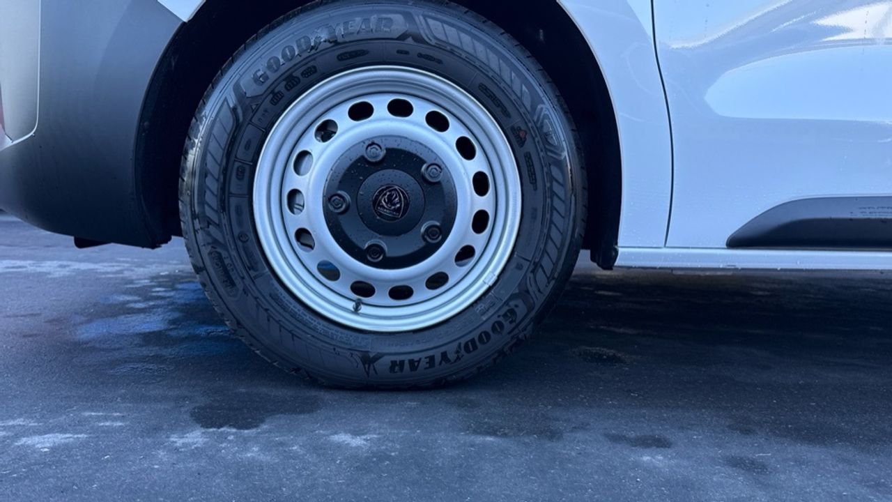 Peugeot Expert Furgon BlueHDi 120 S&S Standard 88 kW (120 CV - foto 13