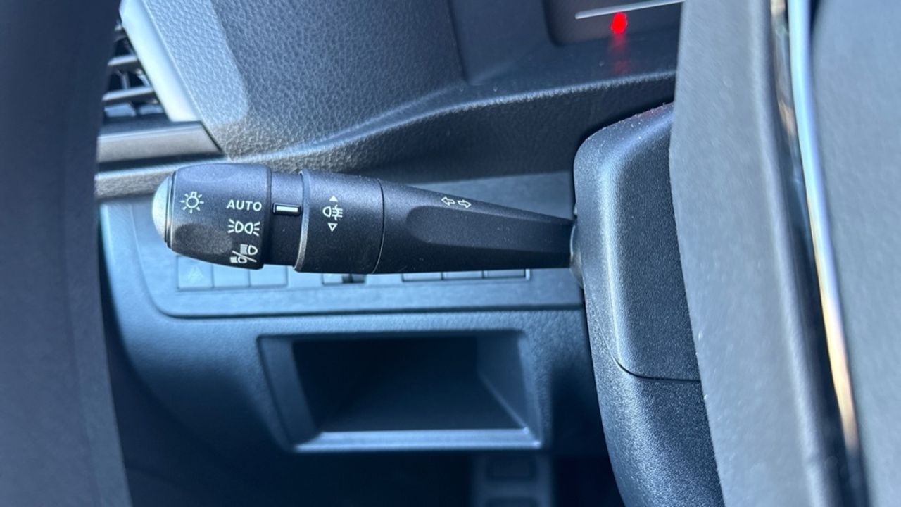 Peugeot Expert Furgon BlueHDi 120 S&S Standard 88 kW (120 CV - foto 27