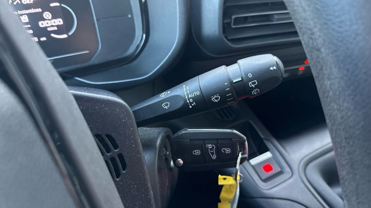Citroën Berlingo BlueHDi 100 S&S Plus Talla M 75 kW (102 CV) - foto 26