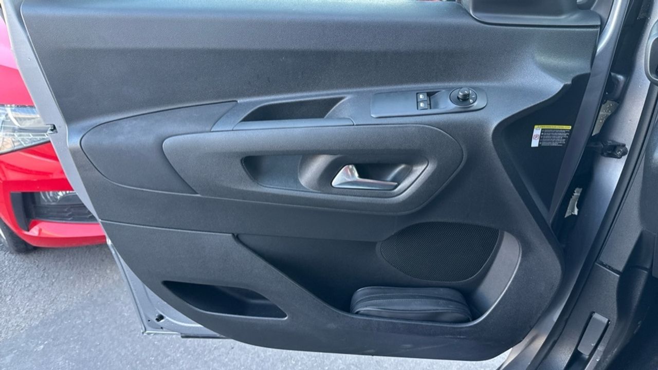 Citroën Berlingo BlueHDi 100 S&S Plus Talla M 75 kW (102 CV) - foto 19