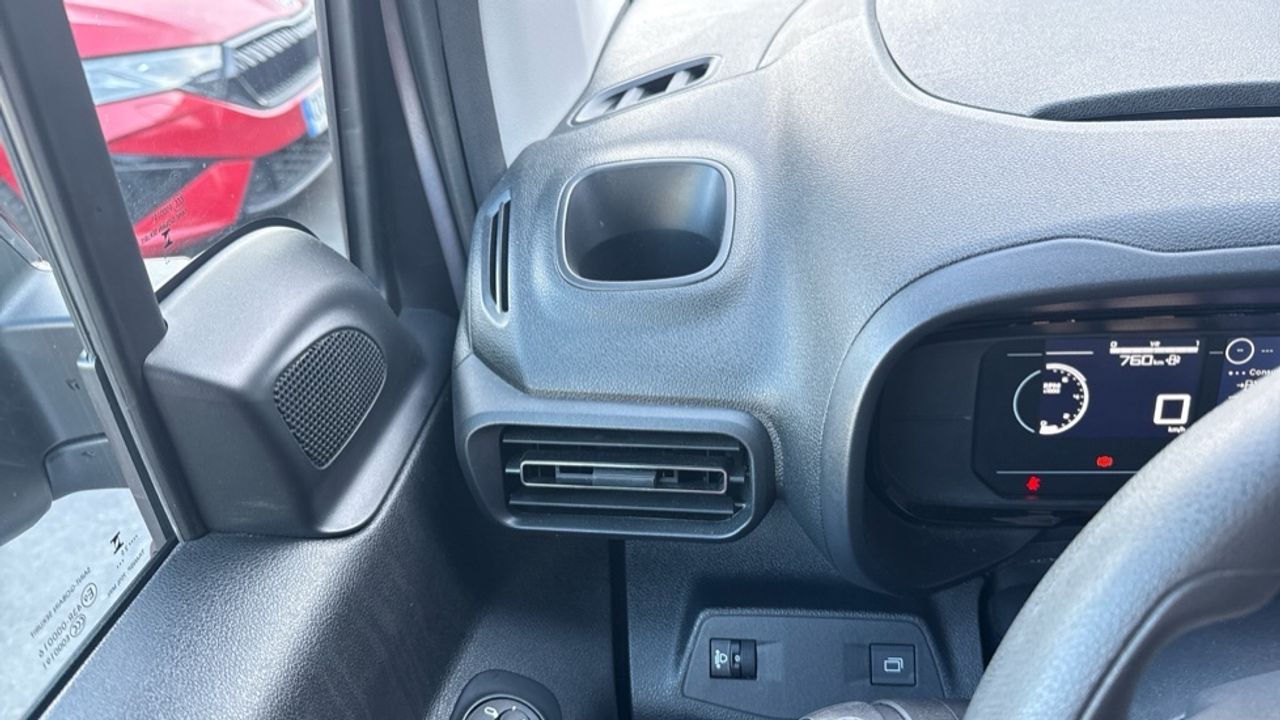 Citroën Berlingo BlueHDi 100 S&S Plus Talla M 75 kW (102 CV) - foto 37