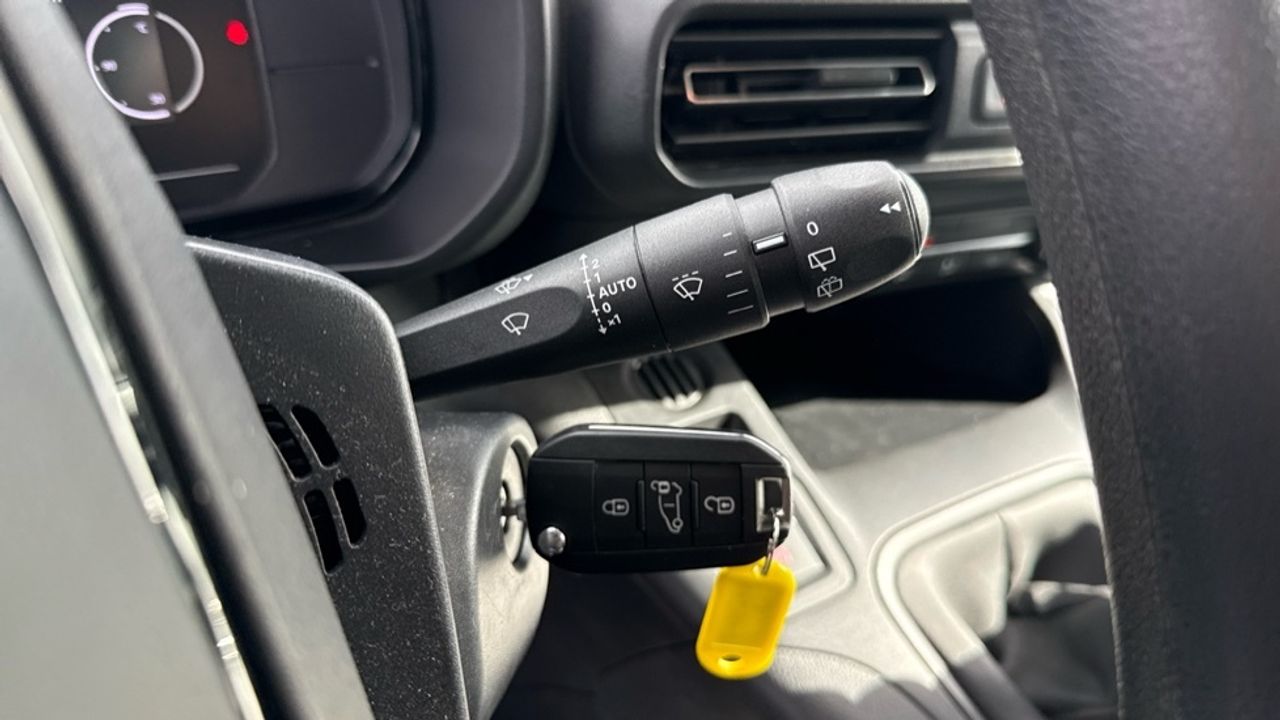 Citroën Berlingo BlueHDi 100 S&S Plus Talla M 75 kW (102 CV) - foto 26