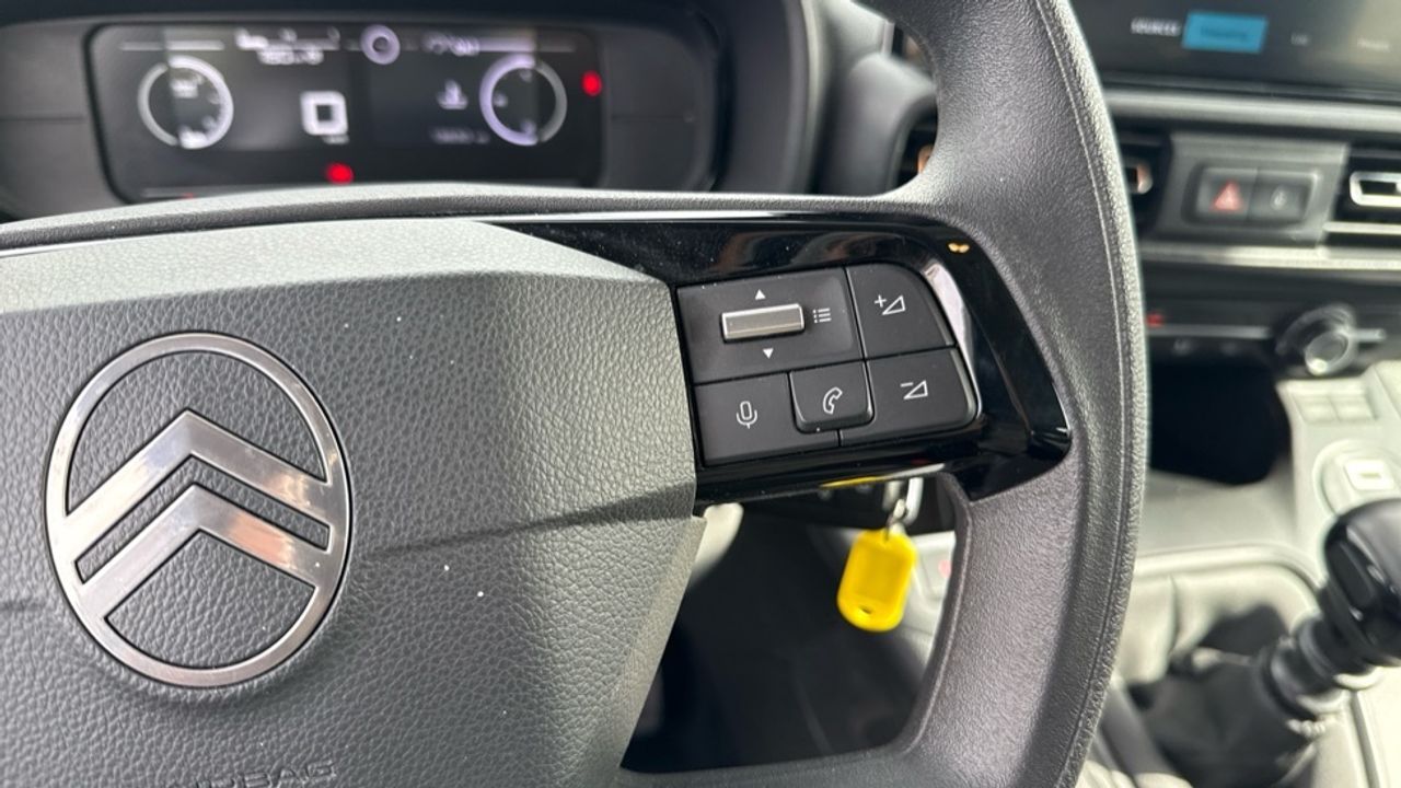 Citroën Berlingo BlueHDi 100 S&S Plus Talla M 75 kW (102 CV) - foto 24
