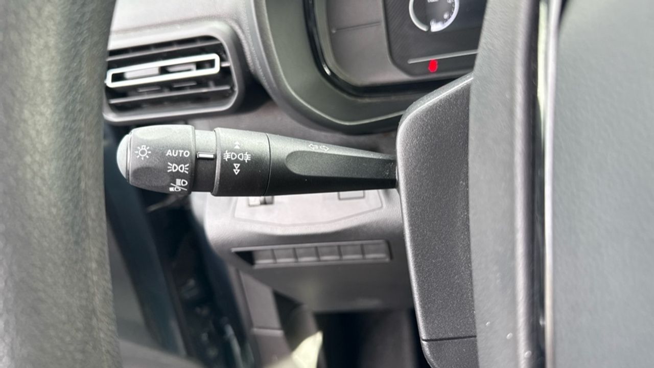 Citroën Berlingo BlueHDi 100 S&S Plus Talla M 75 kW (102 CV) - foto 25