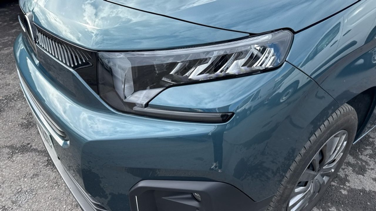 Citroën Berlingo BlueHDi 100 S&S Plus Talla M 75 kW (102 CV) - foto 16