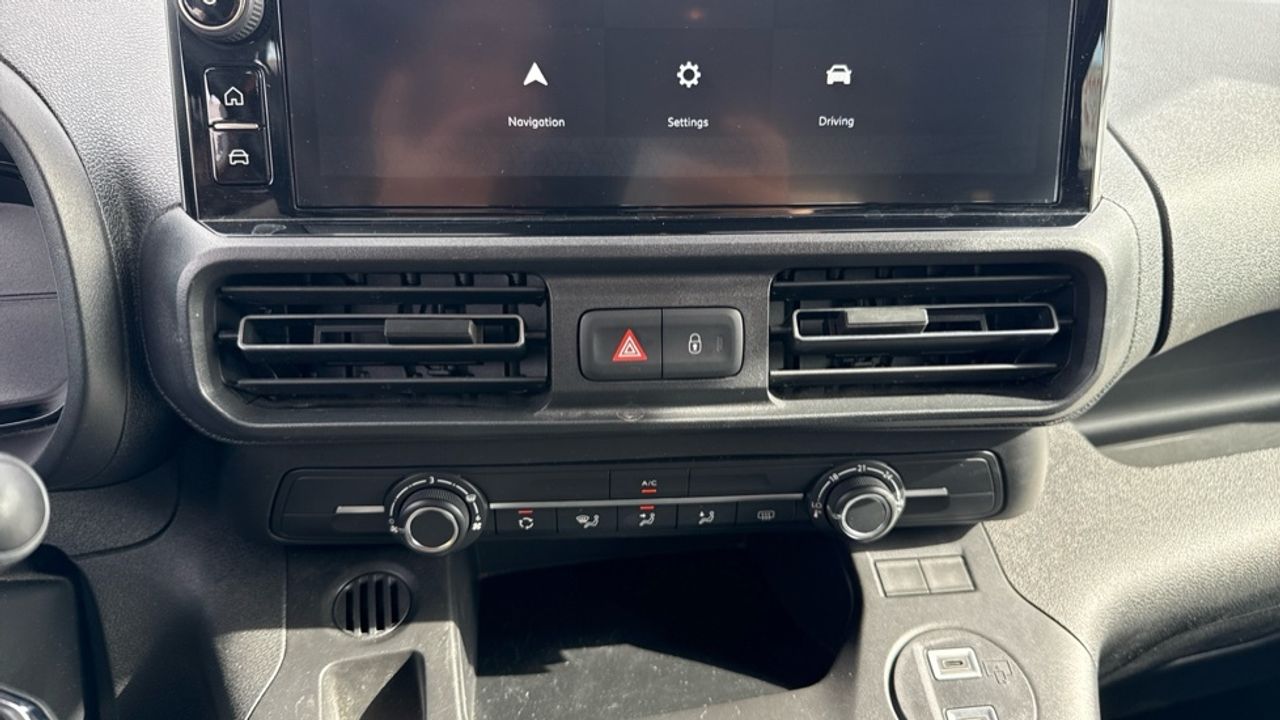 Citroën Berlingo BlueHDi 100 S&S Plus Talla M 75 kW (102 CV) - foto 30