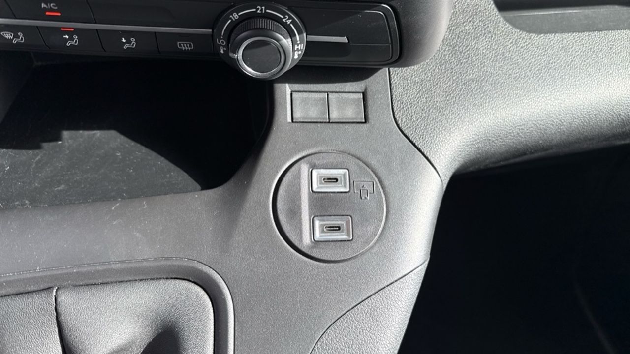 Citroën Berlingo BlueHDi 100 S&S Plus Talla M 75 kW (102 CV) - foto 32