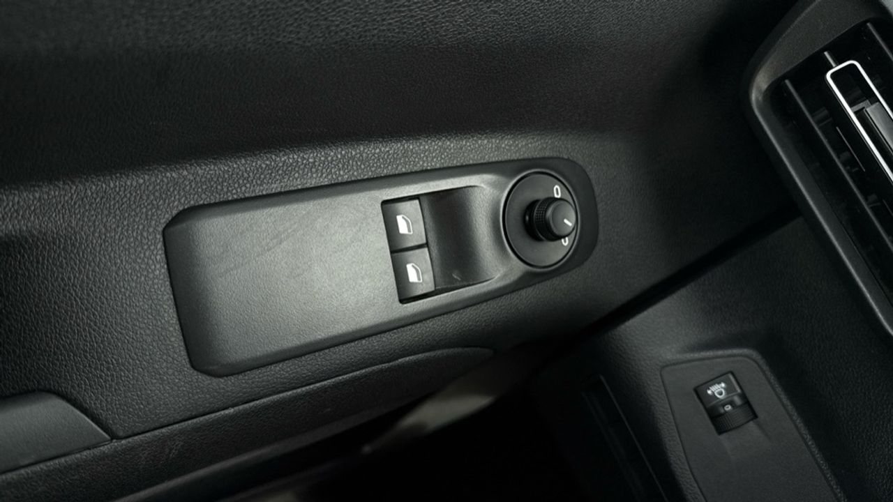 Citroën Berlingo BlueHDi 100 S&S Plus Talla M 75 kW (102 CV) - foto 42