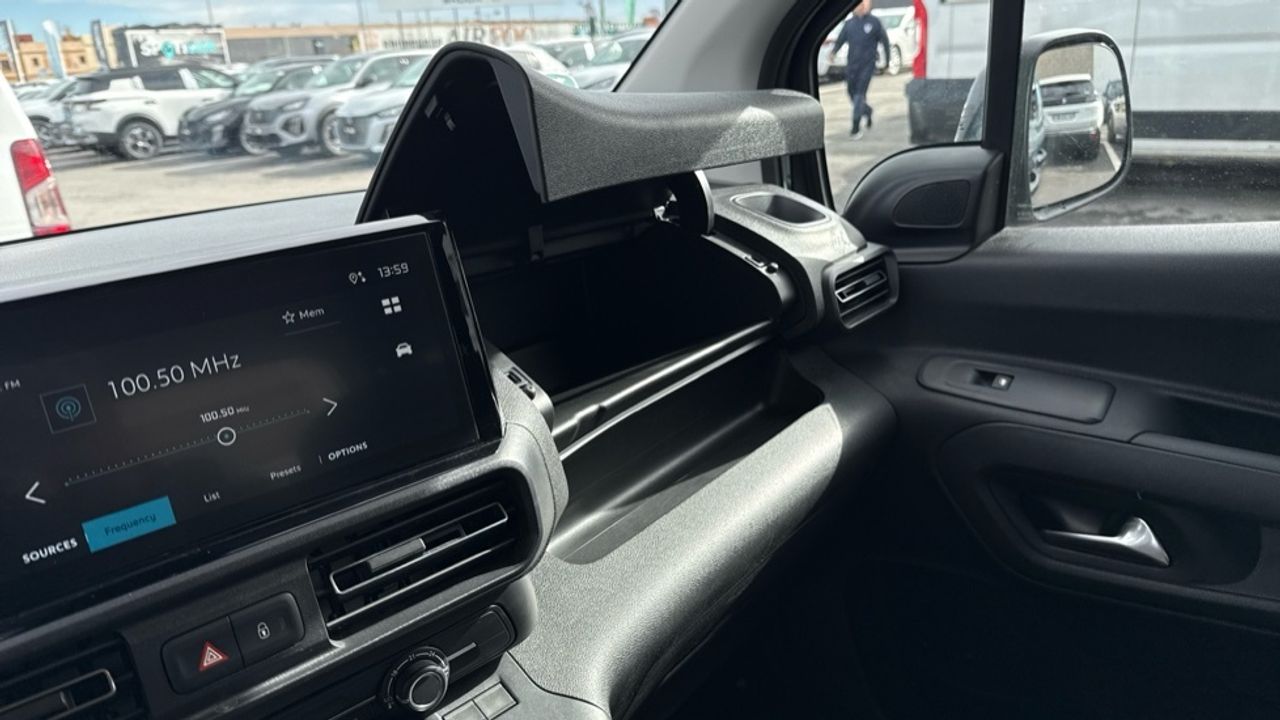 Citroën Berlingo BlueHDi 100 S&S Plus Talla M 75 kW (102 CV) - foto 38