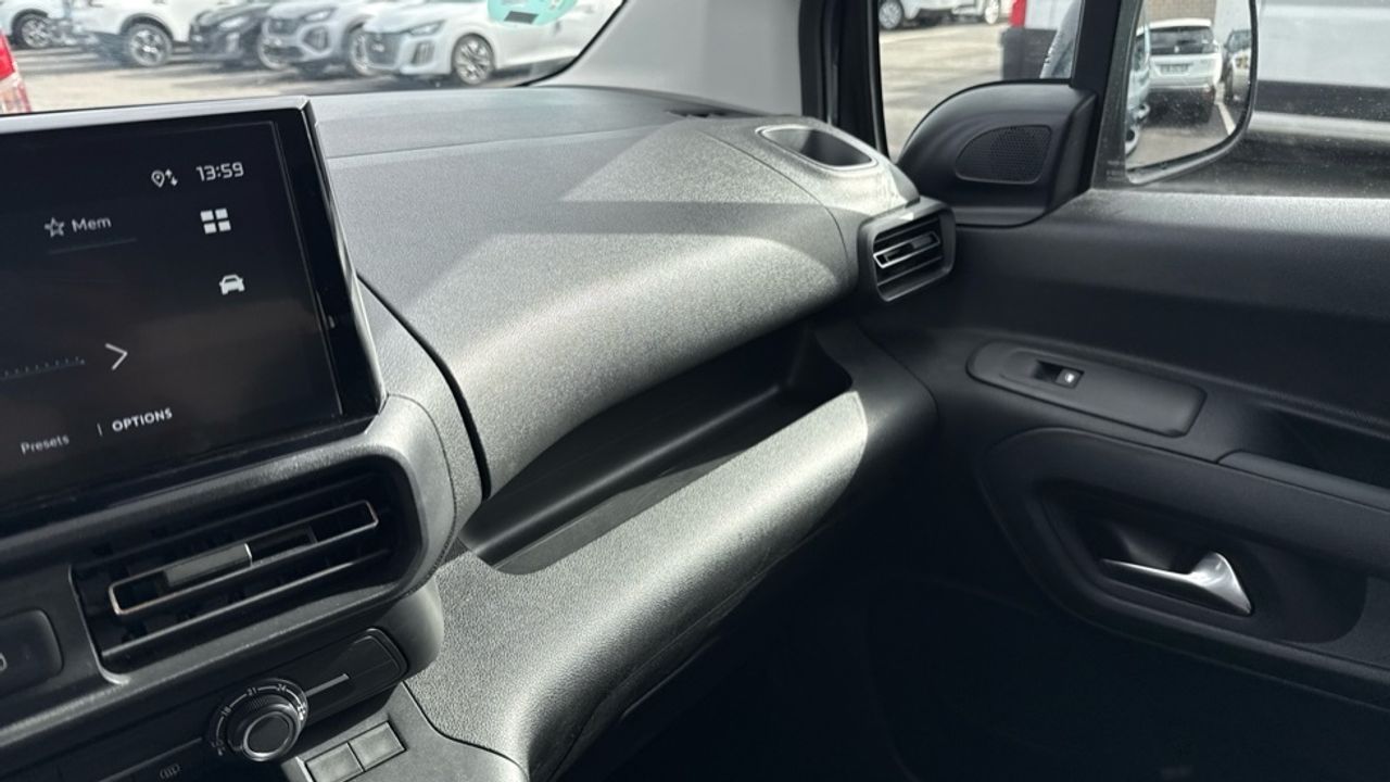 Citroën Berlingo BlueHDi 100 S&S Plus Talla M 75 kW (102 CV) - foto 37