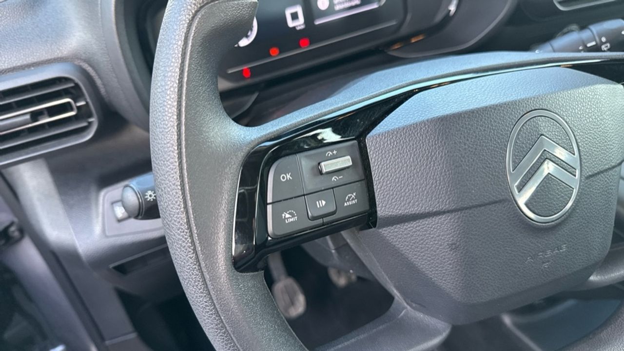 Citroën Berlingo BlueHDi 100 S&S Plus Talla M 75 kW (102 CV) - foto 20