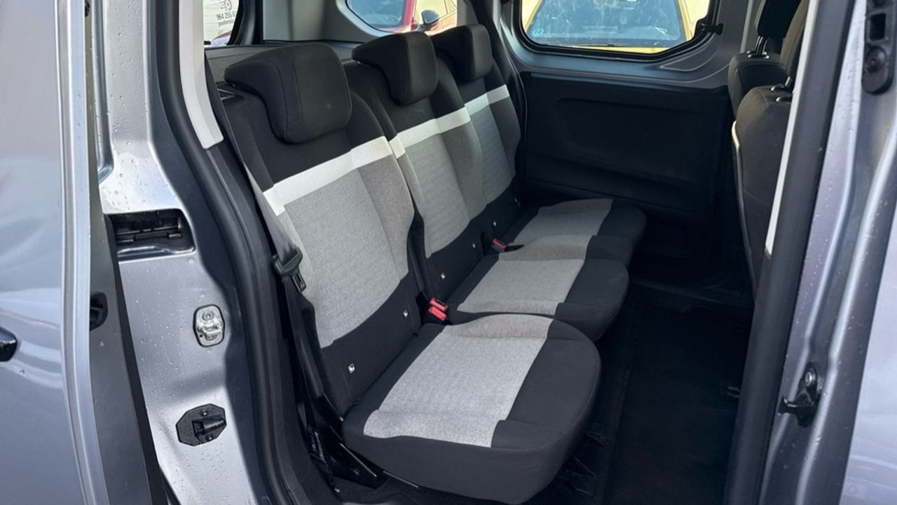 Citroën Berlingo BlueHDi 100 S&S Plus Talla M 75 kW (102 CV) - foto 39